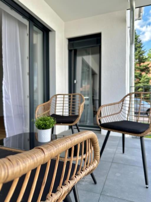 Amao-Pearl I Comfort Suite I 94Qm I Kingsize-Bett I Exklusiv Mit Balkon & Tiefgarage I Aufzug Offenburg Dış mekan fotoğraf
